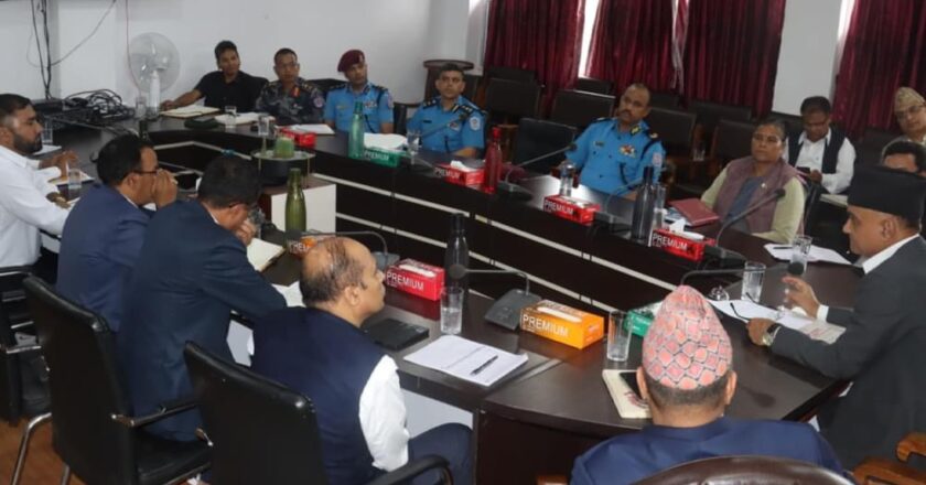 नागरिकलाई असुविधा हुने गरी राखिएका प्रहरी चेक प्वाइन्ट हटाउन निर्देशन