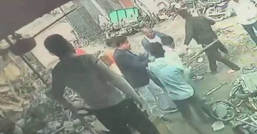 जनकपुरका कवाड व्यवसायीमाथि निर्ममतापूर्वक रड प्रहार, ५ जना पक्राउ