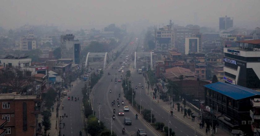 उपत्यकामा प्रदूषण बढेकाले अनावश्यक यात्रा नगर्न स्वास्थ्य मन्त्रालयको अनुरोध